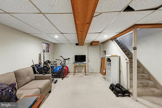 116 E TAYLOR RUN PKWY, Alexandria, VA 22314
