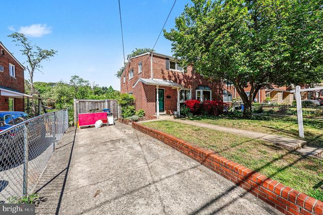 116 E TAYLOR RUN PKWY, Alexandria, VA 22314