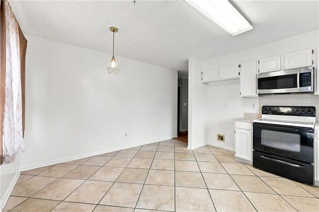 1613 Quillmark Road, Winston-salem, NC 27127
