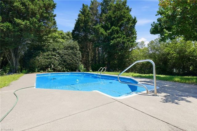 1613 Quillmark Road, Winston-salem, NC 27127