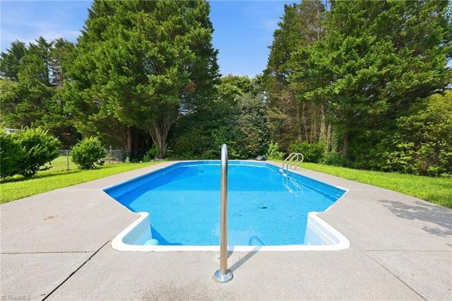 1613 Quillmark Road, Winston-salem, NC 27127