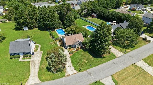 1613 Quillmark Road, Winston-salem, NC 27127