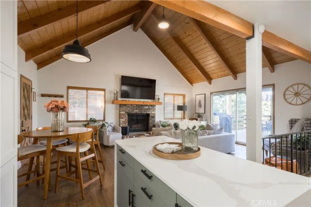 554 Pioneer Road, Lake Arrowhead, CA 92352