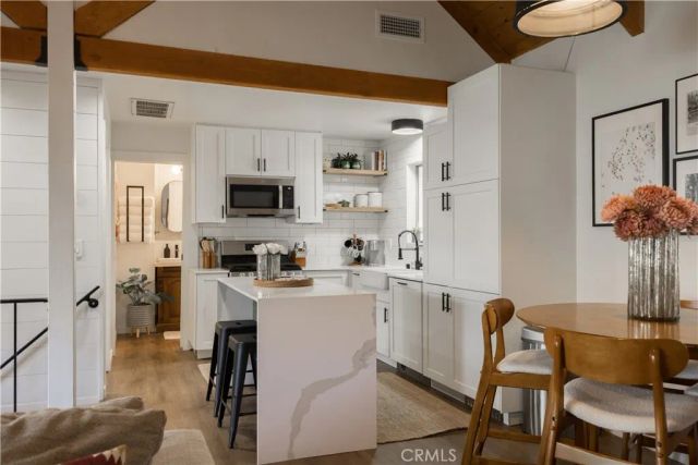 554 Pioneer Road, Lake Arrowhead, CA 92352