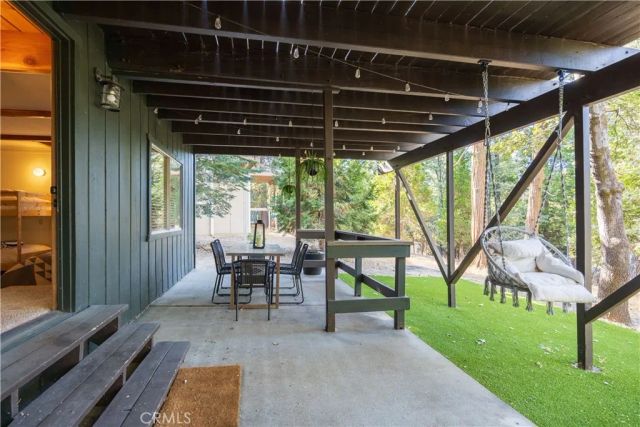 554 Pioneer Road, Lake Arrowhead, CA 92352