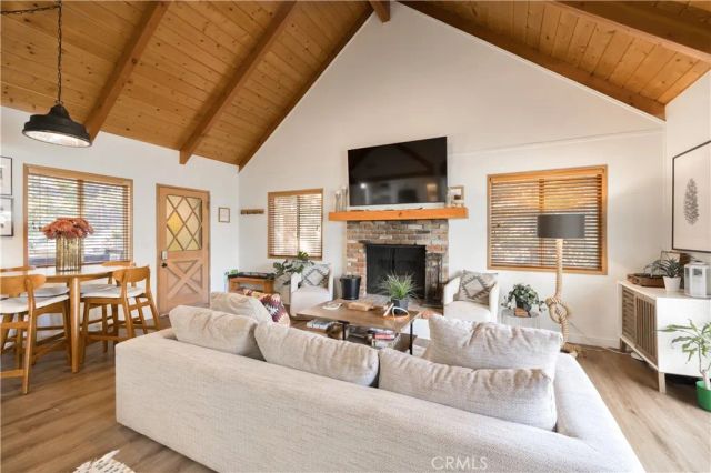 554 Pioneer Road, Lake Arrowhead, CA 92352