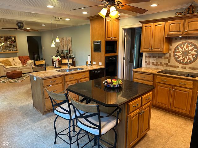 3141 Tremont Blvd, Bargersville, IN 46106