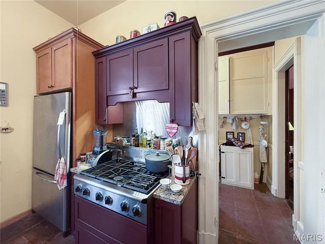 221 N Fifth Street, Hannibal, MO 63401