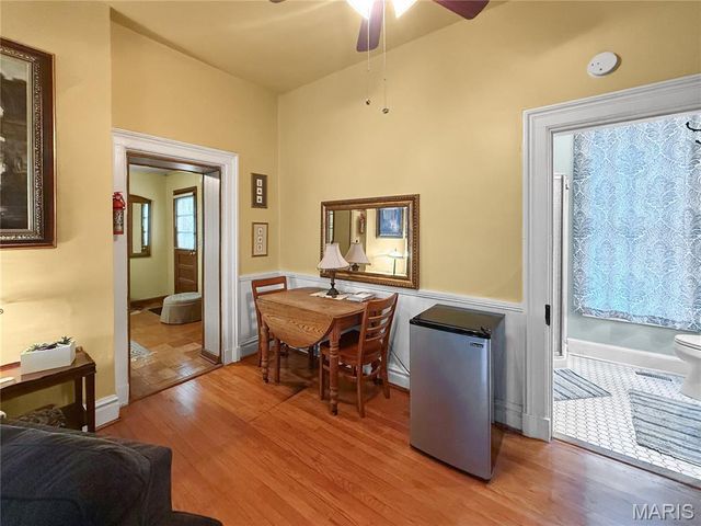 221 N Fifth Street, Hannibal, MO 63401