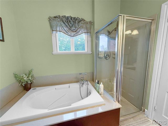 221 N Fifth Street, Hannibal, MO 63401