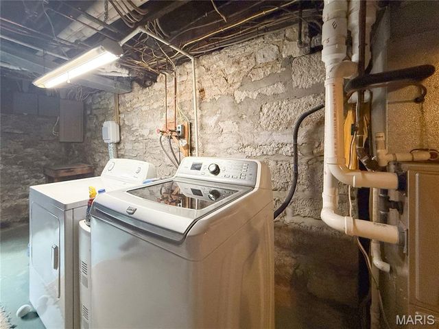 221 N Fifth Street, Hannibal, MO 63401