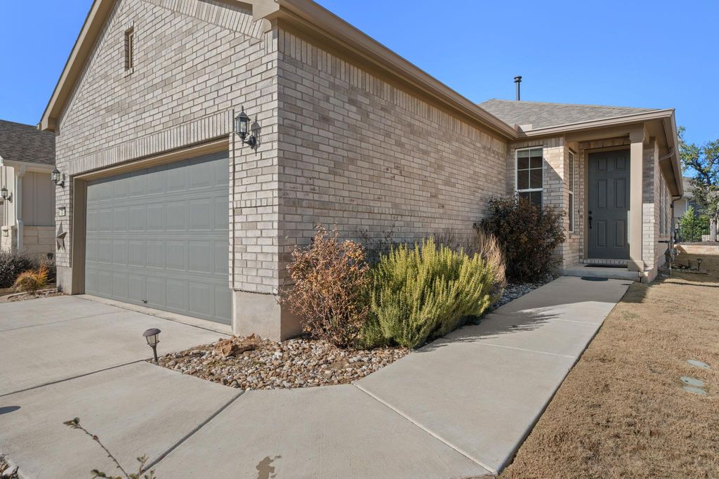 100 Bristol CV, Georgetown, TX 78633