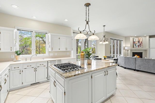 6459 Pinnacle Drive, Eden Prairie, MN 55346