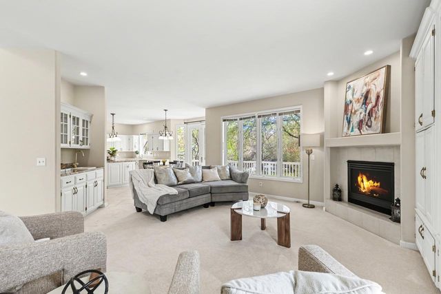 6459 Pinnacle Drive, Eden Prairie, MN 55346