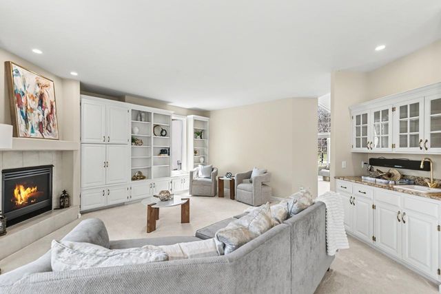6459 Pinnacle Drive, Eden Prairie, MN 55346