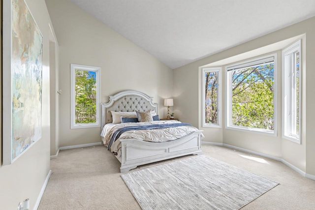 6459 Pinnacle Drive, Eden Prairie, MN 55346