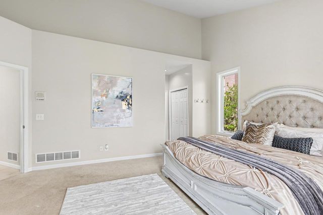 6459 Pinnacle Drive, Eden Prairie, MN 55346