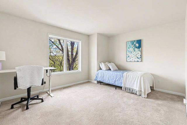 6459 Pinnacle Drive, Eden Prairie, MN 55346