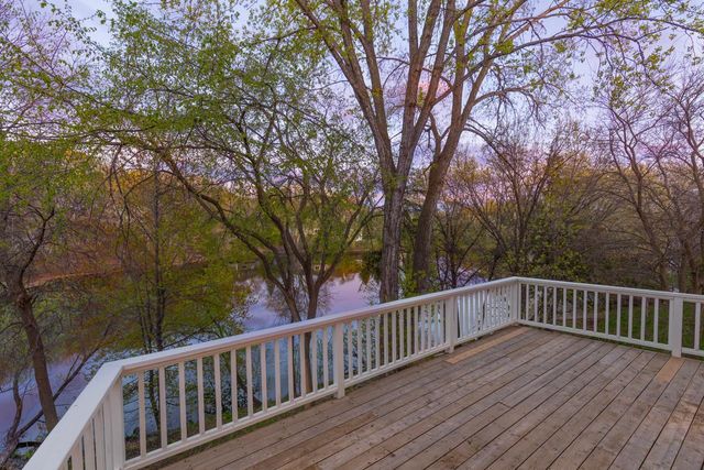 6459 Pinnacle Drive, Eden Prairie, MN 55346
