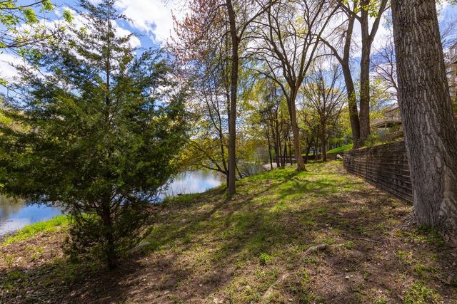 6459 Pinnacle Drive, Eden Prairie, MN 55346