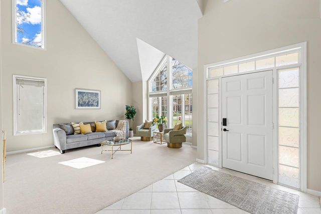 6459 Pinnacle Drive, Eden Prairie, MN 55346