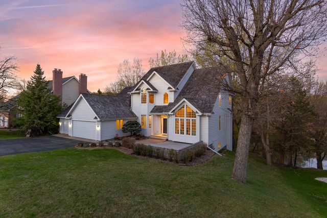 6459 Pinnacle Drive, Eden Prairie, MN 55346