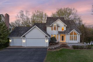 6459 Pinnacle Drive, Eden Prairie, MN 55346