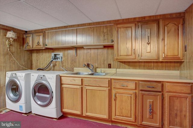 158 COLONIAL DRIVE, Chambersburg, PA 17202