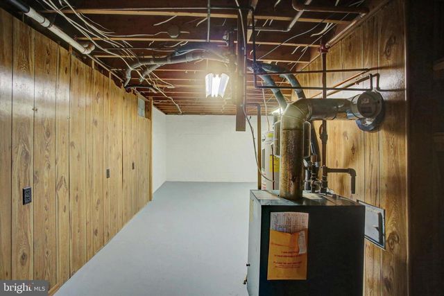 158 COLONIAL DRIVE, Chambersburg, PA 17202