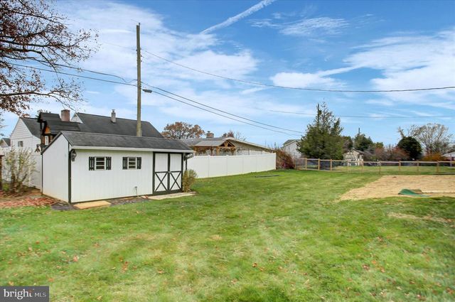 158 COLONIAL DRIVE, Chambersburg, PA 17202