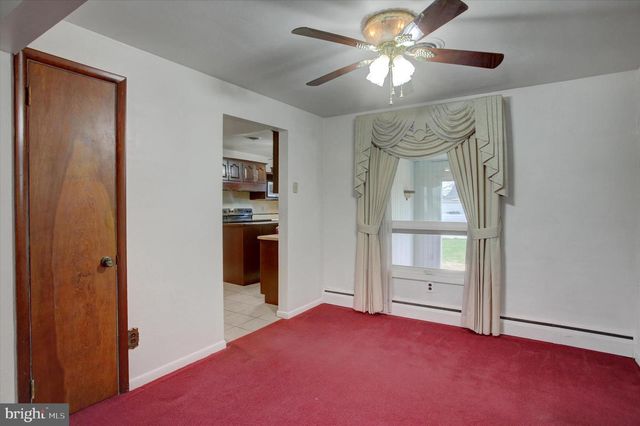 158 COLONIAL DRIVE, Chambersburg, PA 17202