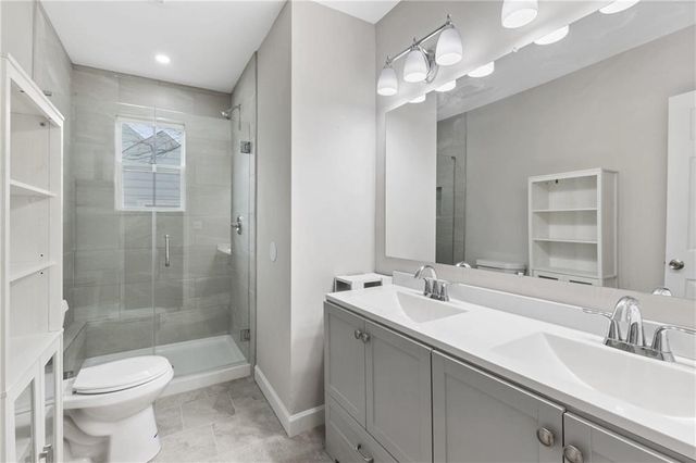 1104 Oak Knoll SE Terrace, Atlanta, GA 30315
