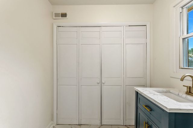 665 Glenn Ave, Lewisburg, TN 37091