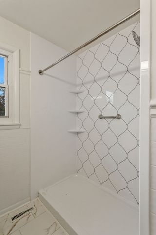 665 Glenn Ave, Lewisburg, TN 37091