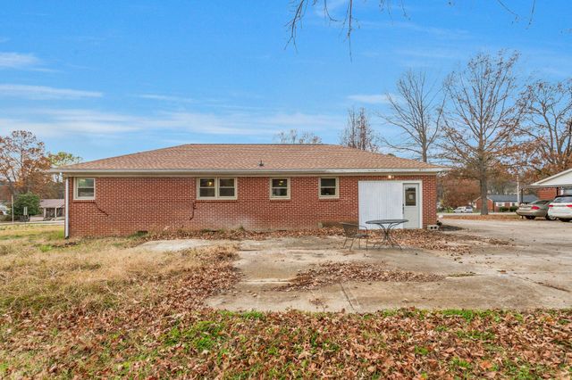 665 Glenn Ave, Lewisburg, TN 37091