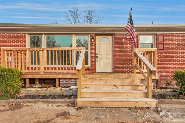 665 Glenn Ave, Lewisburg, TN 37091