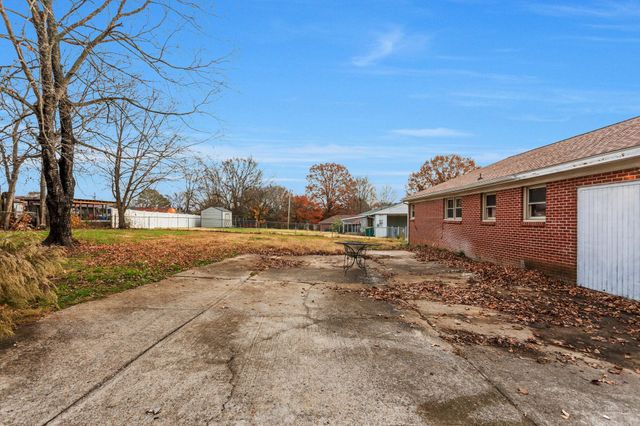 665 Glenn Ave, Lewisburg, TN 37091