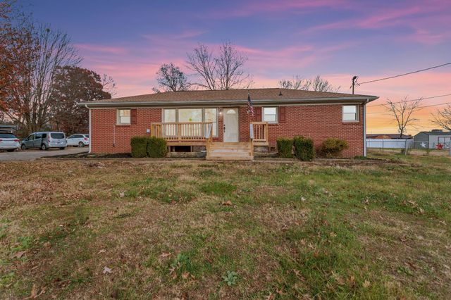 665 Glenn Ave, Lewisburg, TN 37091