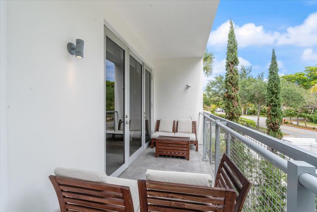 1509 NE 4th Place, Fort Lauderdale, FL 33301