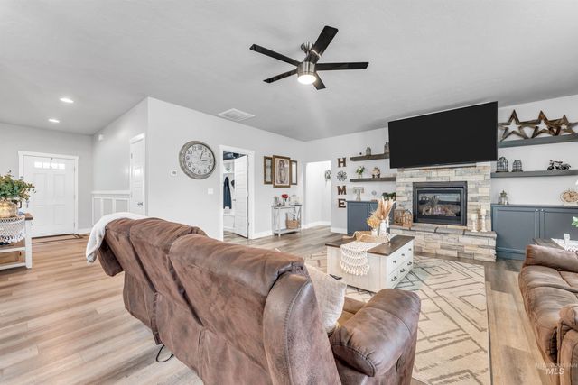 1517 N Birch St, Jerome, ID 83338