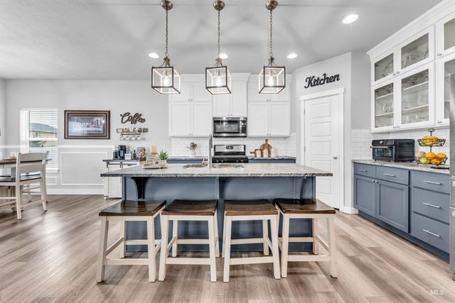 1517 N Birch St, Jerome, ID 83338