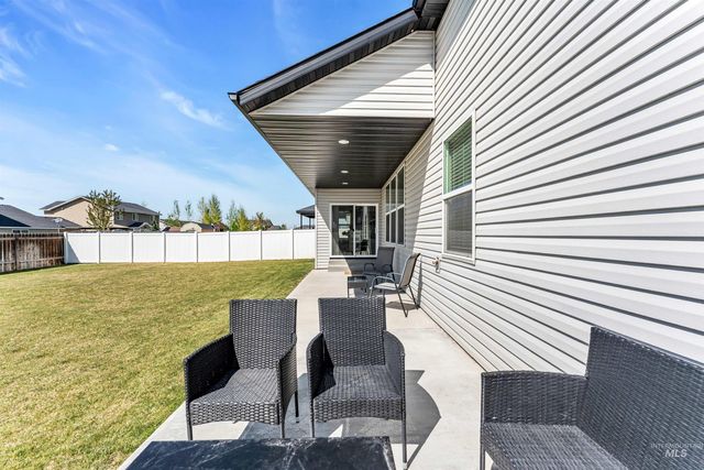 1517 N Birch St, Jerome, ID 83338