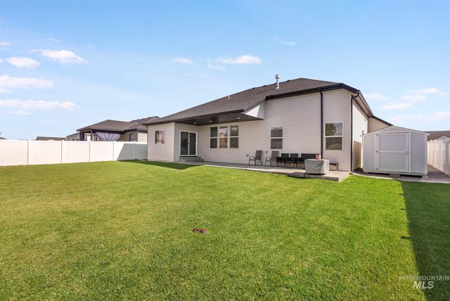 1517 N Birch St, Jerome, ID 83338