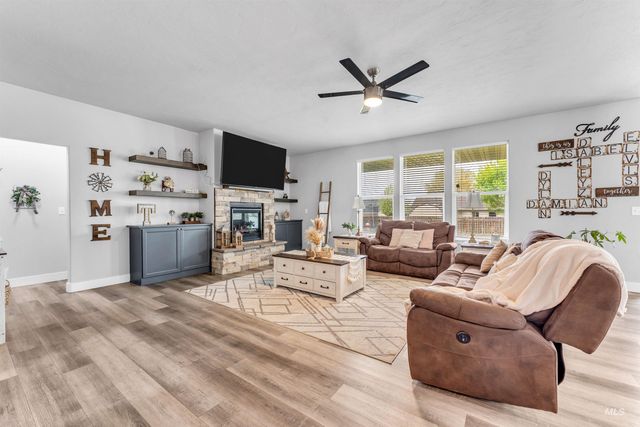 1517 N Birch St, Jerome, ID 83338