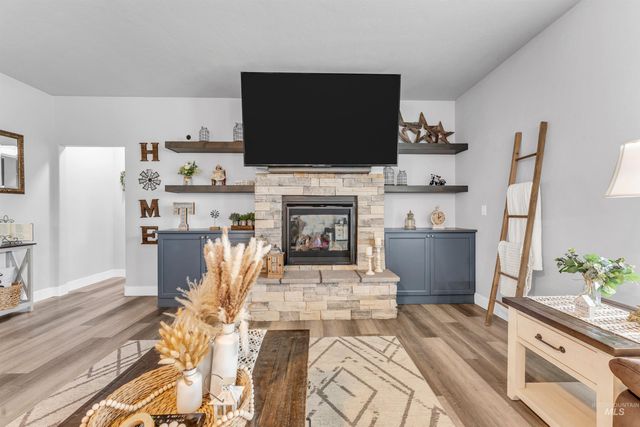 1517 N Birch St, Jerome, ID 83338