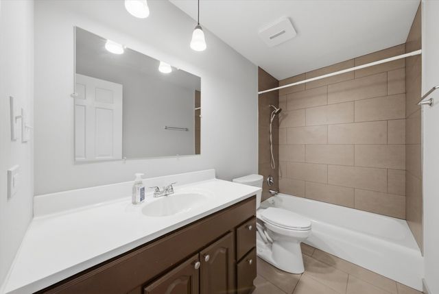 12610 S London Lane 3, Palos Heights, IL 60463