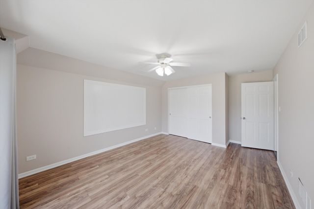 12610 S London Lane 3, Palos Heights, IL 60463