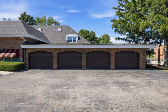 12610 S London Lane 3, Palos Heights, IL 60463