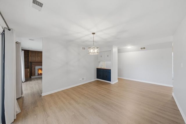 12610 S London Lane 3, Palos Heights, IL 60463