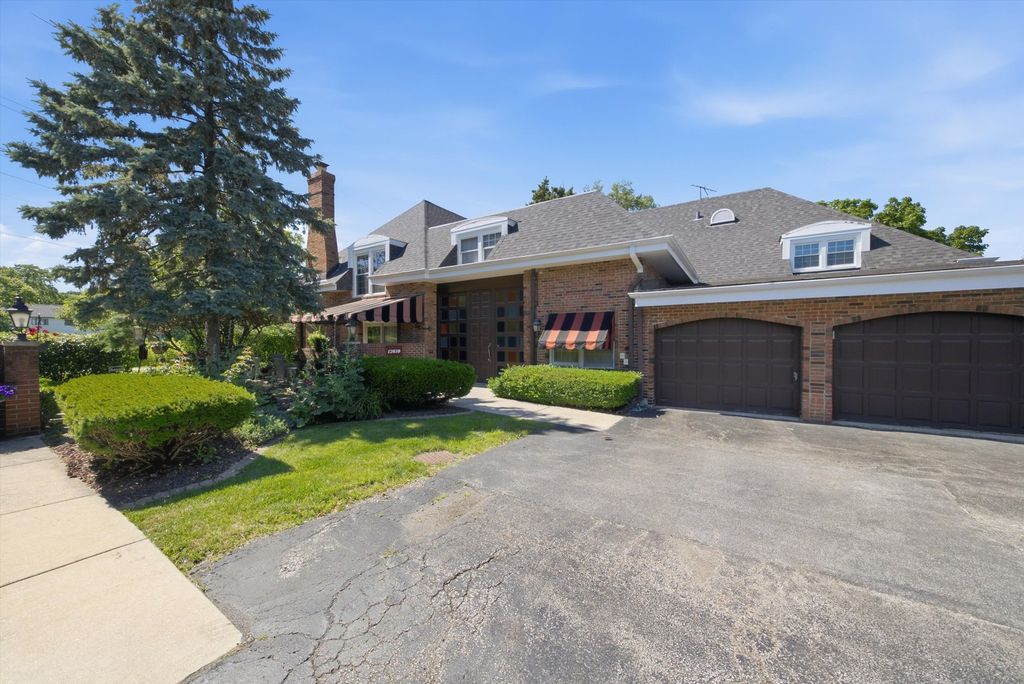 12610 S London Lane 3, Palos Heights, IL 60463